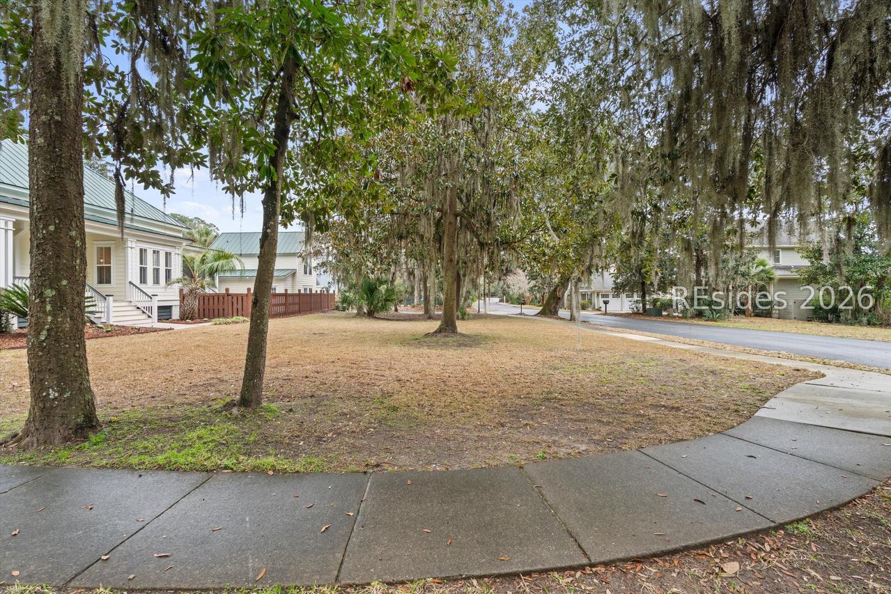 90 Gautier Pl., Beaufort, SC 29902