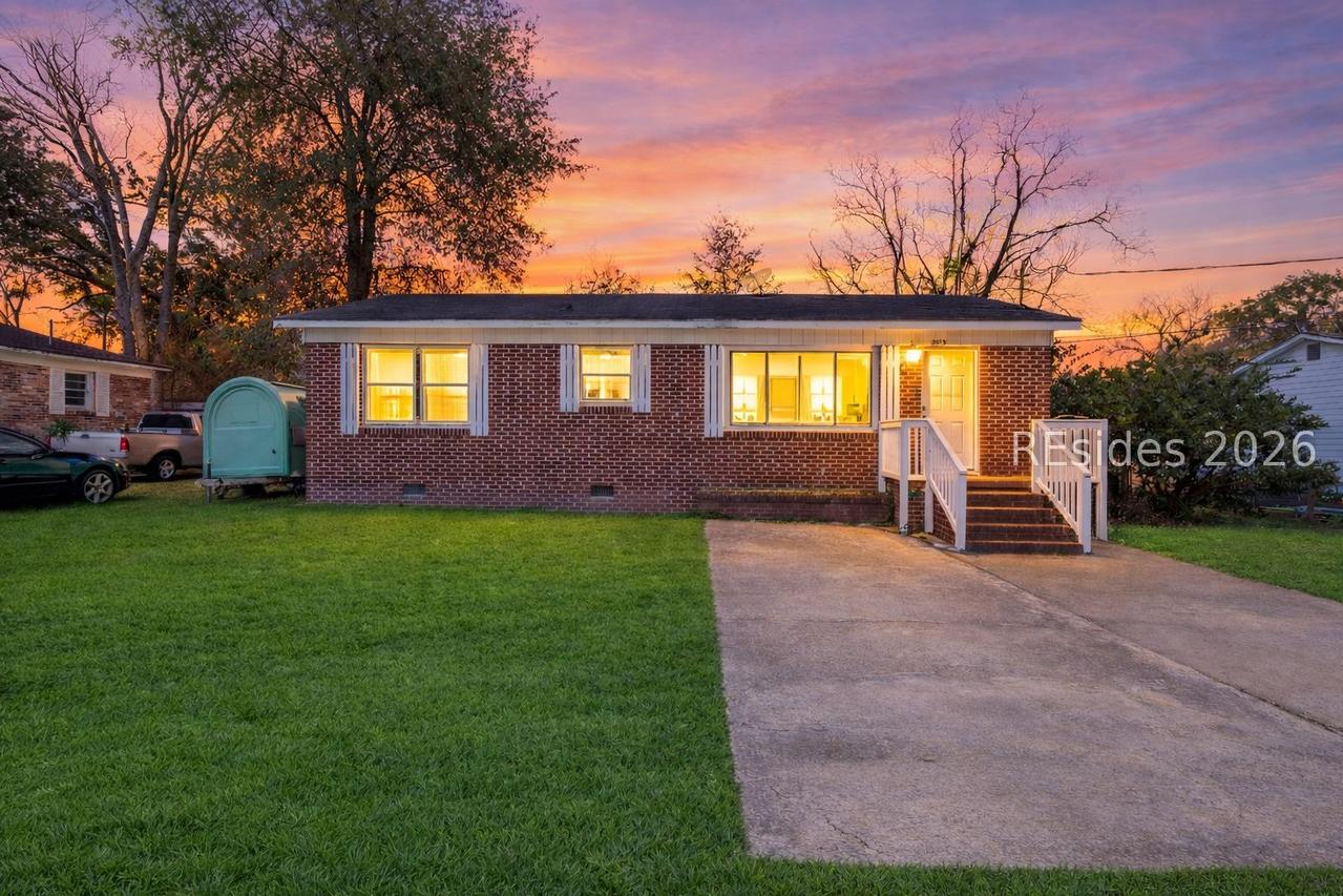 2813 Fourth St., Beaufort, SC 29902