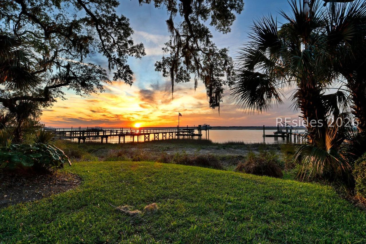 21 N Calibogue Cay Rd., Hilton Head Island, SC 29928
