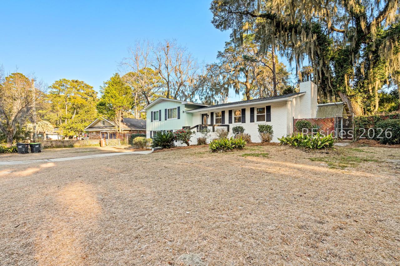 505 Center Dr., Beaufort, SC 29902