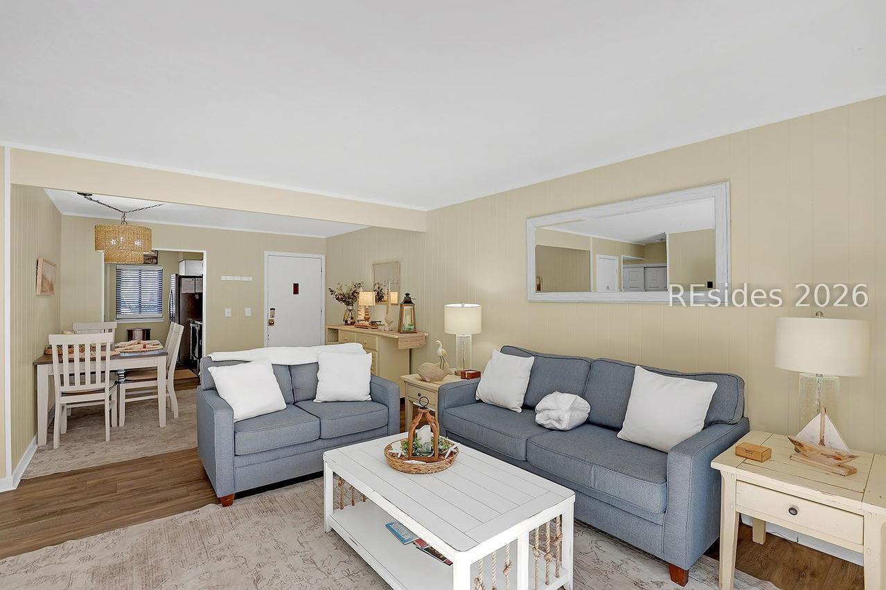 25 Deallyon Ave. #103, Hilton Head Island, SC 29928