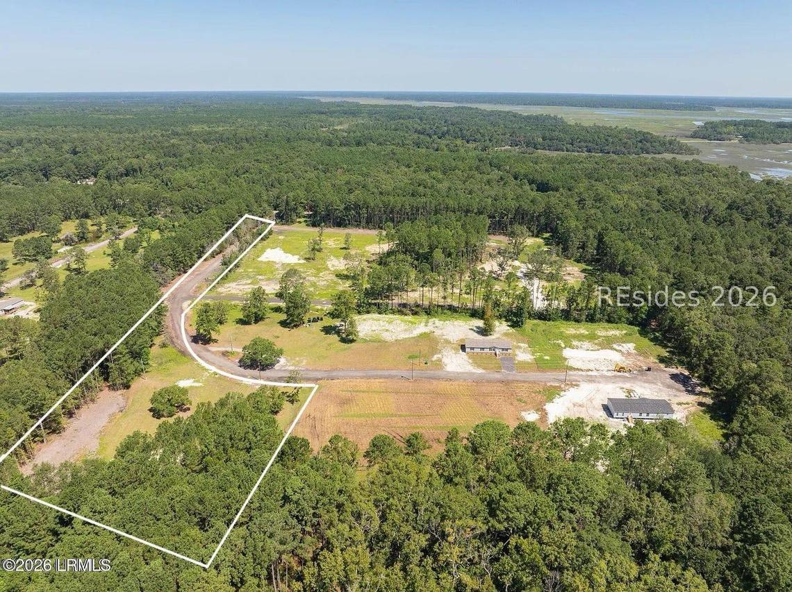 220 Proctor St., Ridgeland, SC 29936