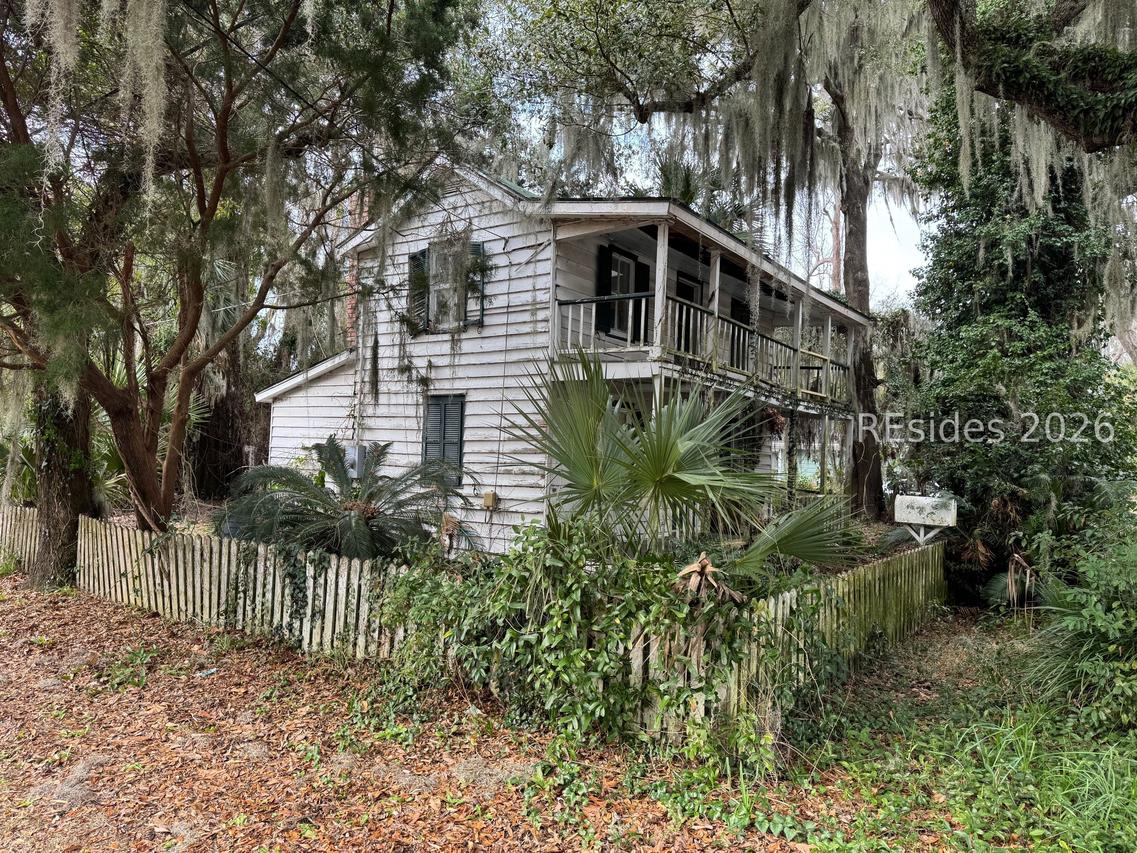 1202 Greene St., Beaufort, SC 29902