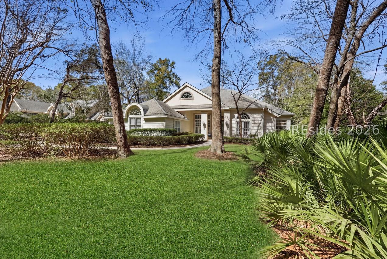 8 Sheldon Ln., Hilton Head Island, SC 29926