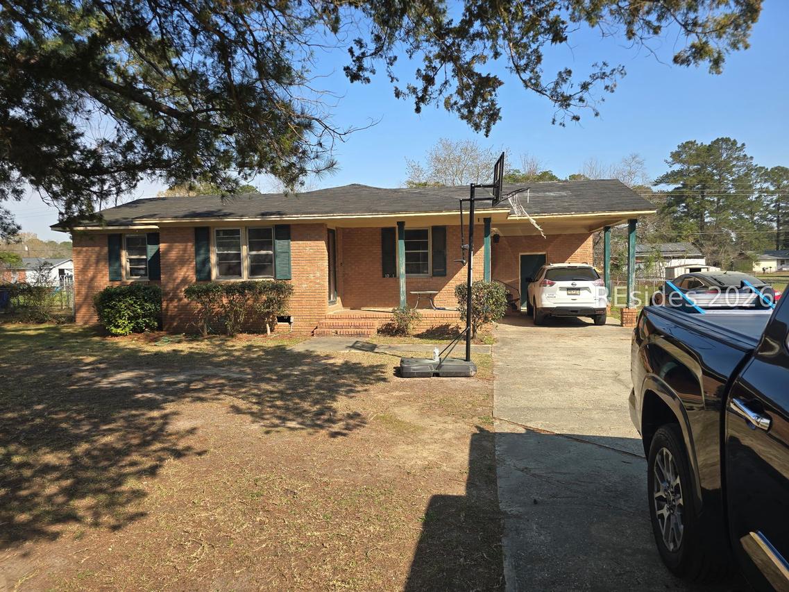 1021 E Scarlett Ln., Florence, SC 29505