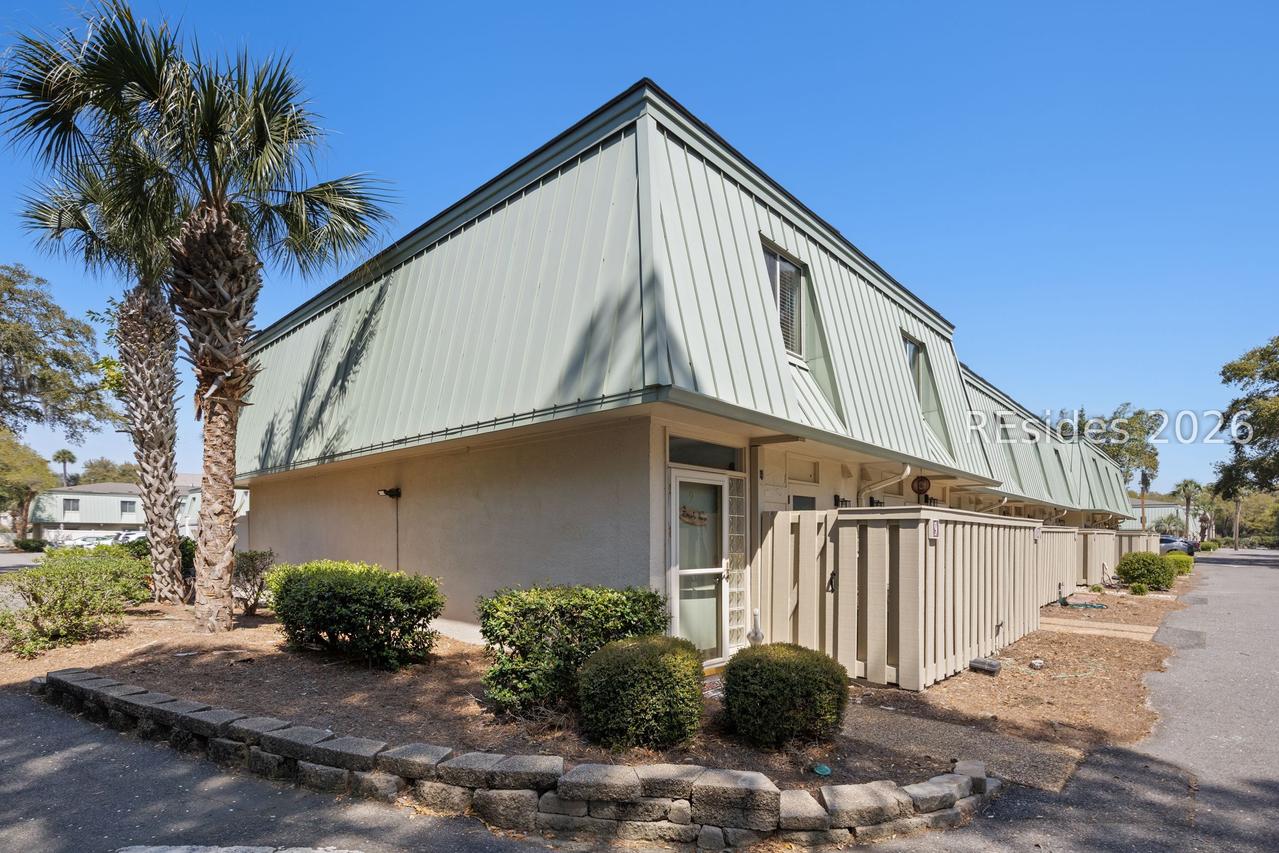 32 S Forest Beach #9, Hilton Head Island, SC 29928