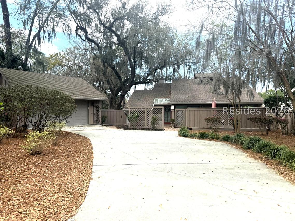 11 Stable Gate Rd., Hilton Head Island, SC 29926