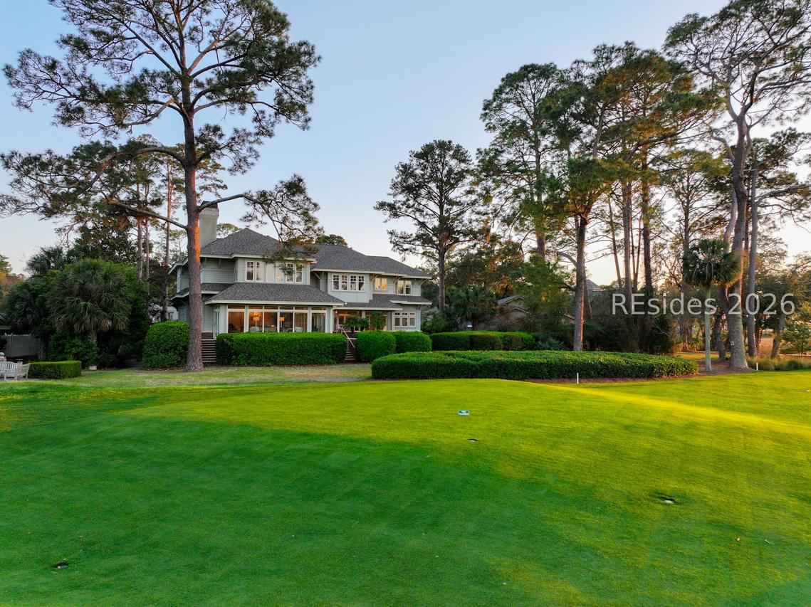 17 Marsh Dr., Hilton Head Island, SC 29928