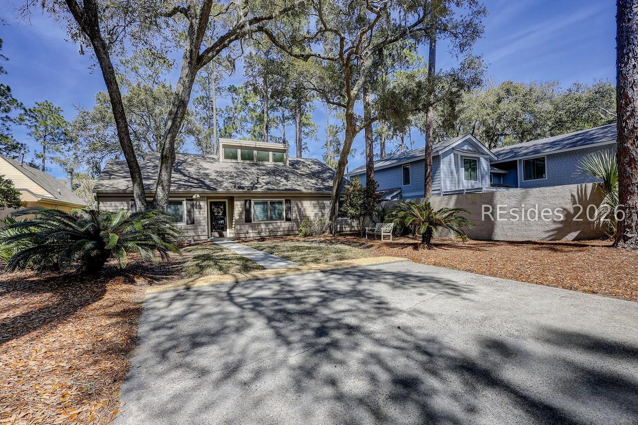 33 Stoney Creek Rd., Hilton Head Island, SC 29928