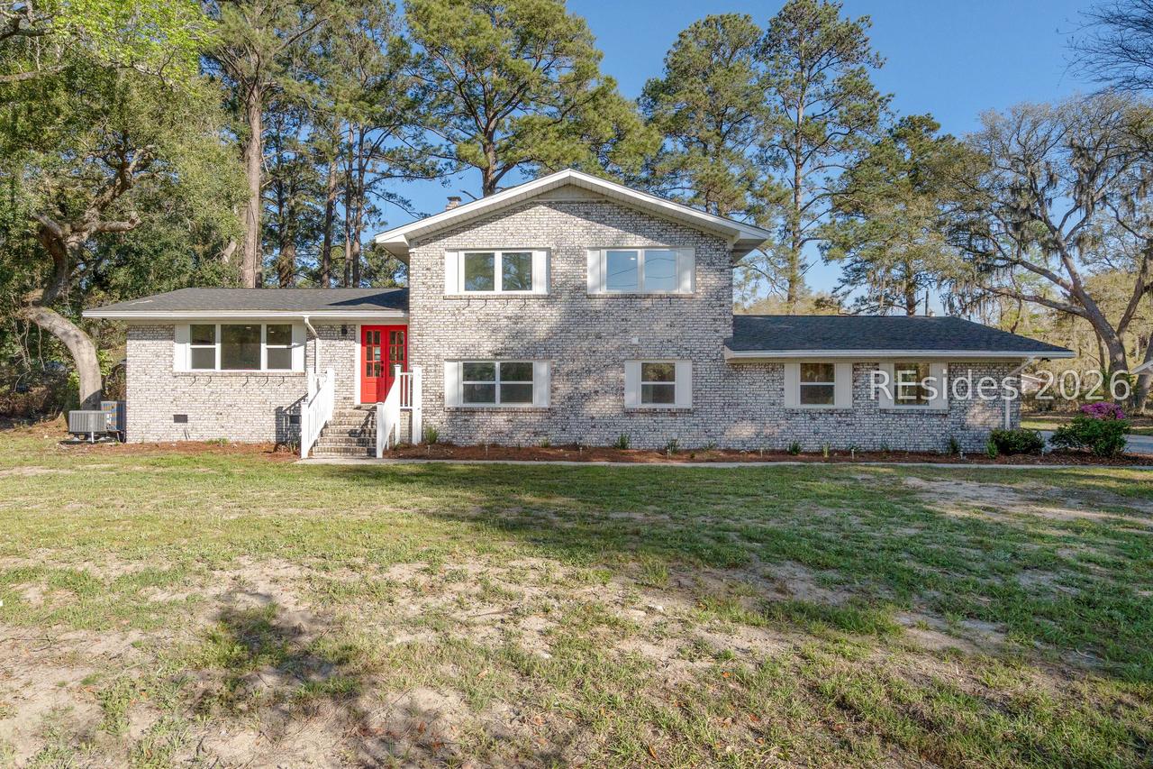 656 Broad River Blvd., Beaufort, SC 29906