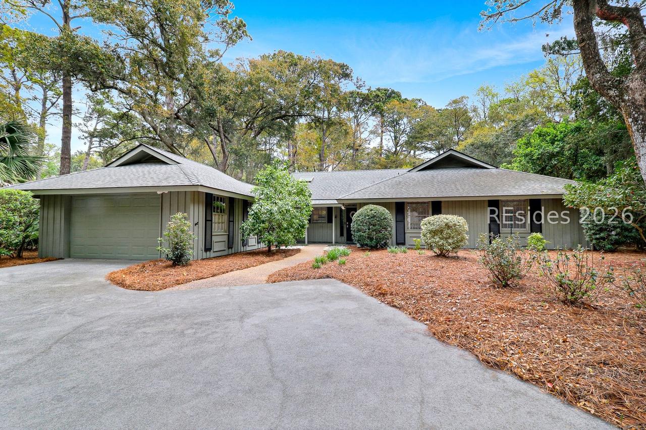 11 Deer Run Ln., Hilton Head Island, SC 29928