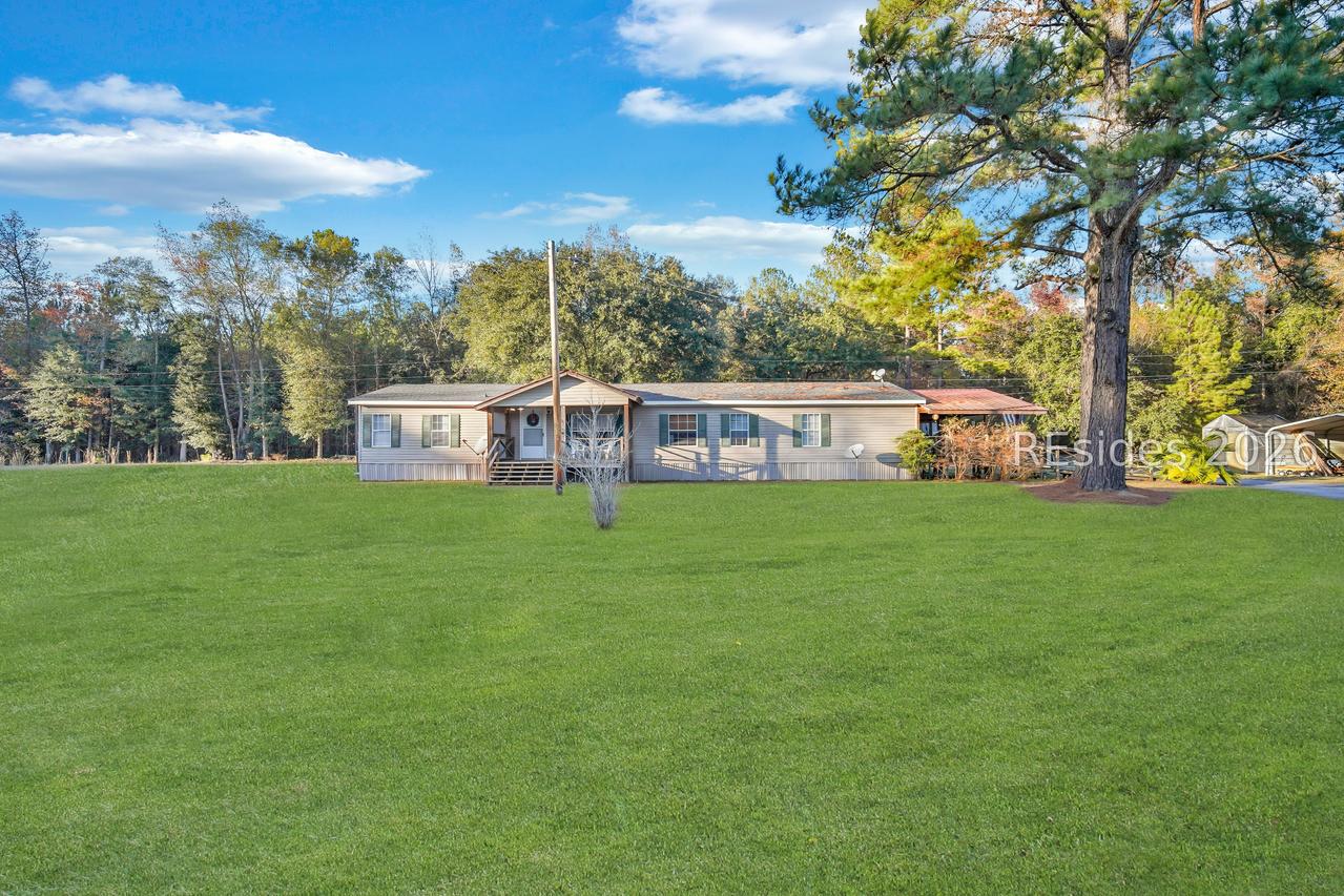 1418 Great Swamp Rd., Ridgeland, SC 29936