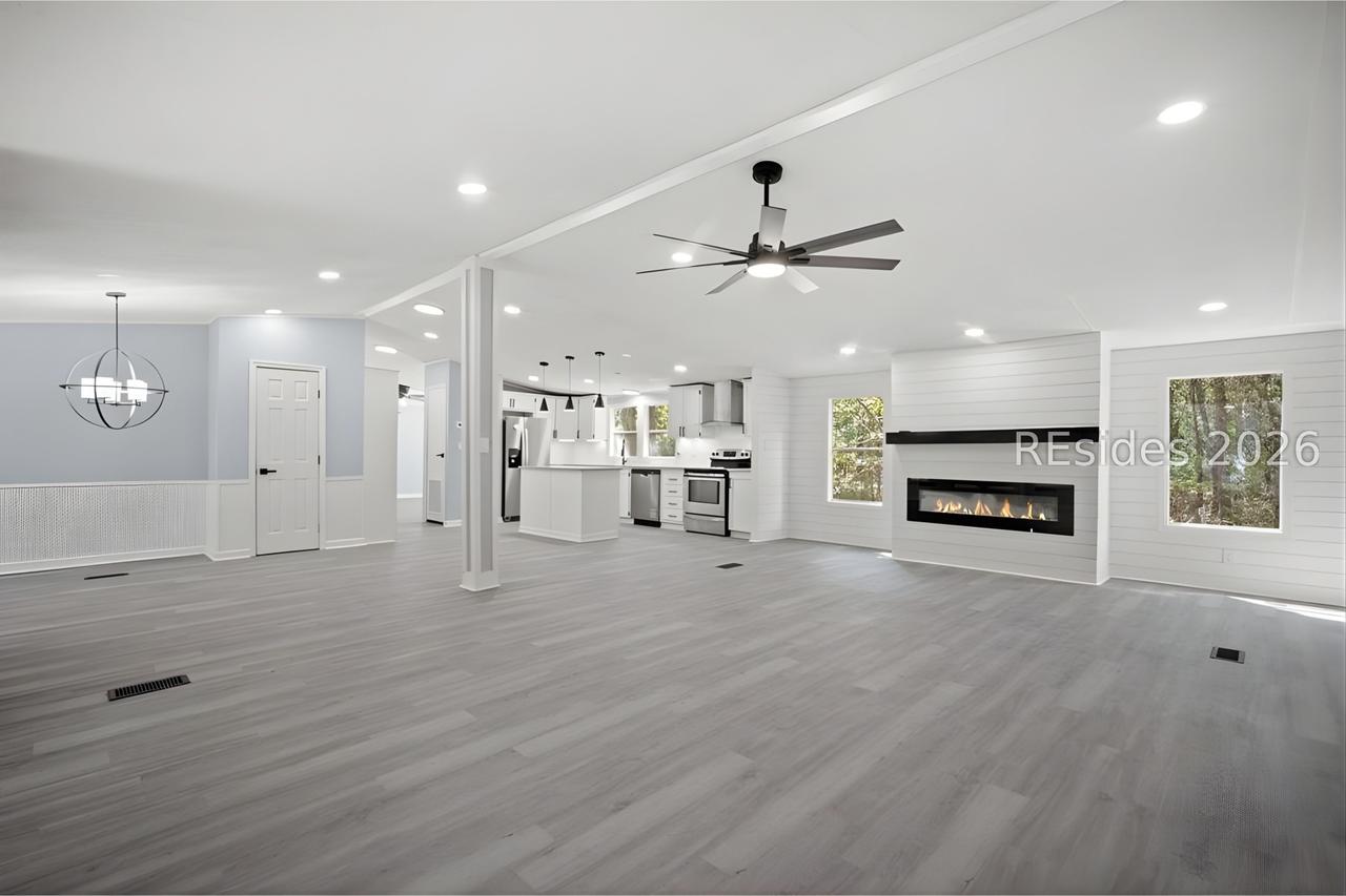 8 Jenkins Port Rd., St Helena Island, SC 29920