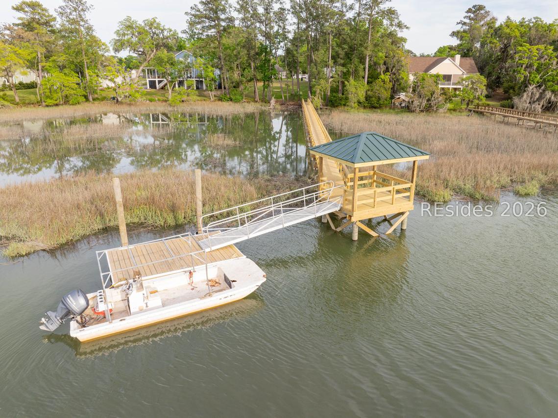 1073 Otter Cir., Beaufort, SC 29902