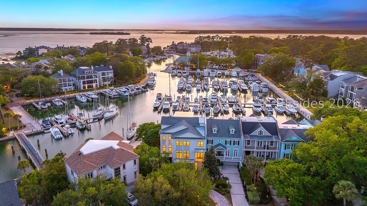 54 Sparwheel Ln., Hilton Head Island, SC 29926