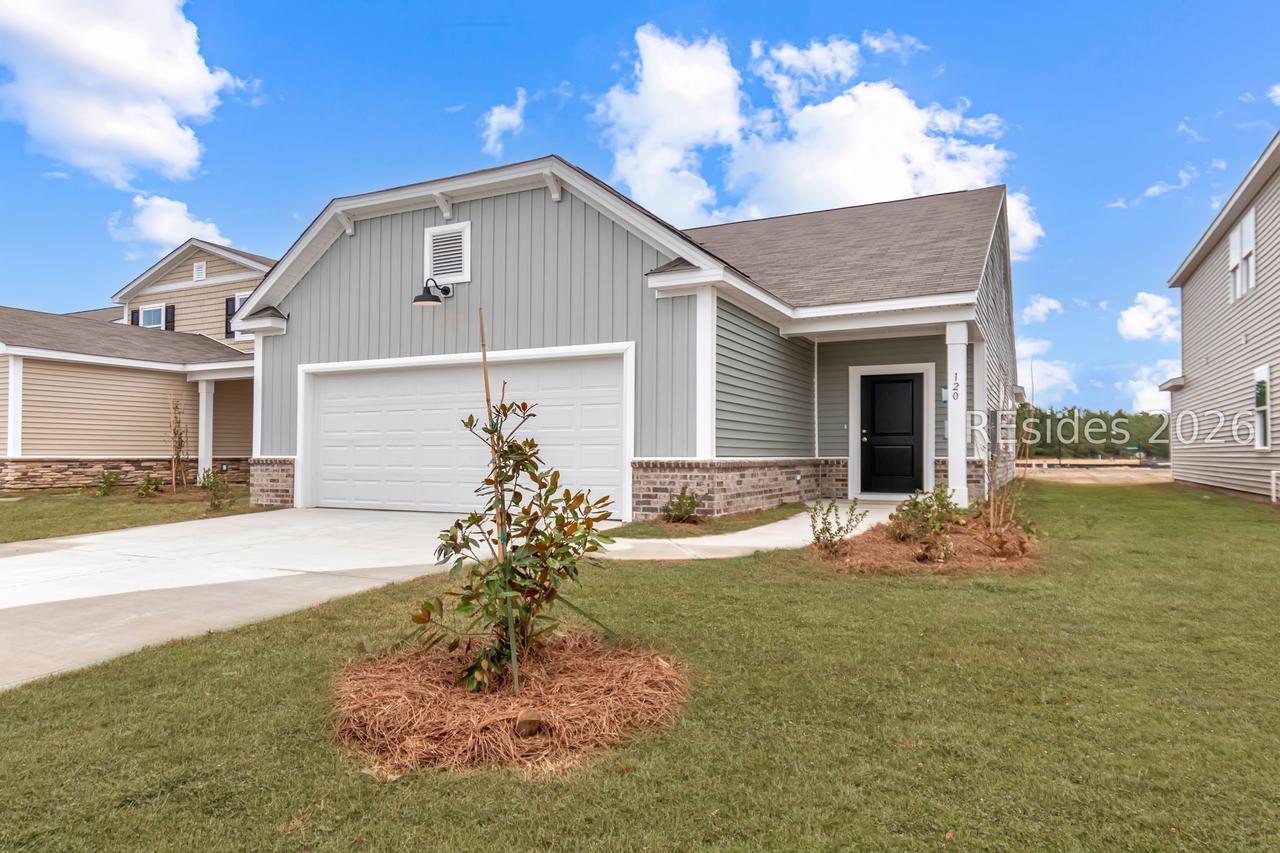 492 Dreher Dr., Hardeeville, SC 29927
