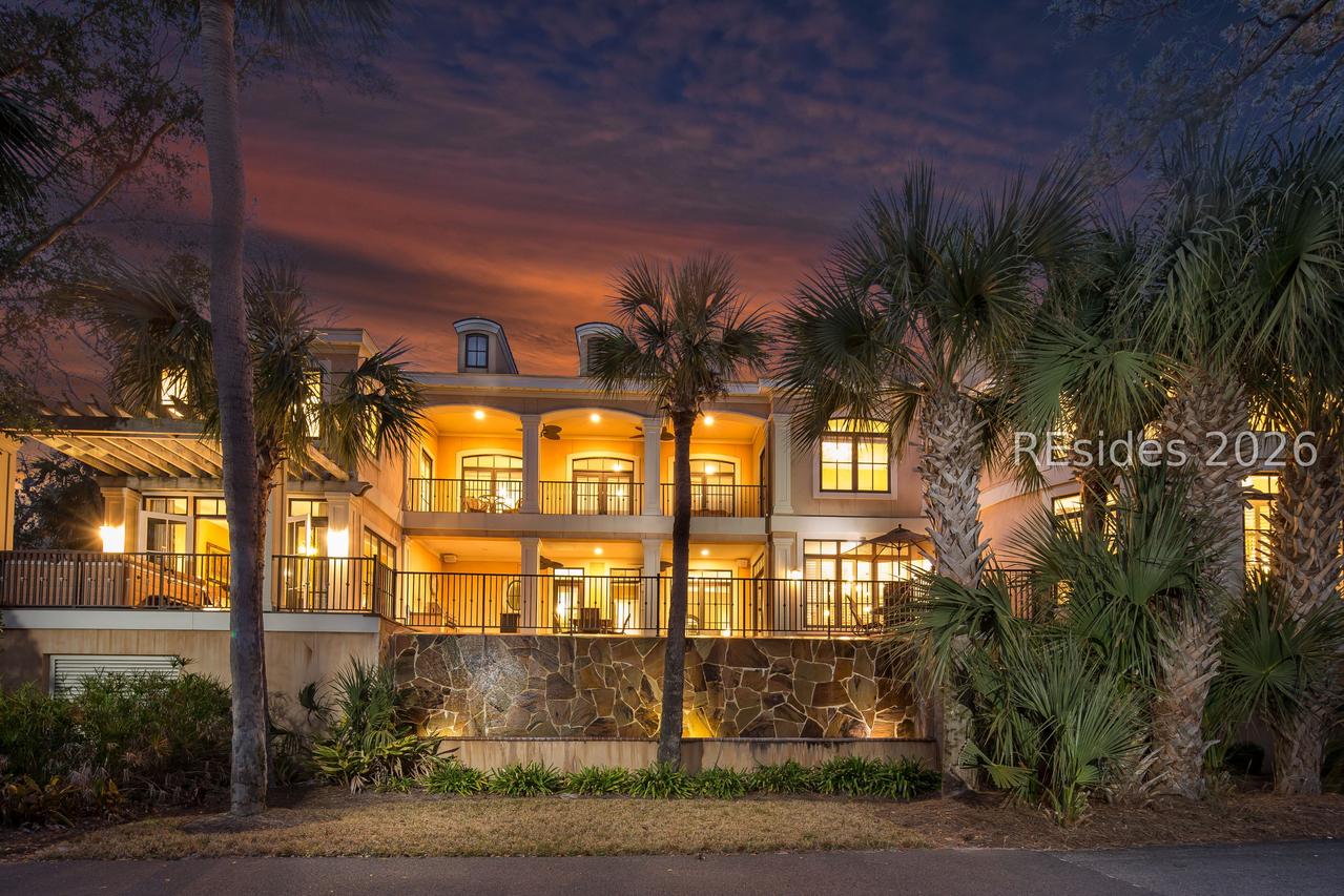 14 Dove St., Hilton Head Island, SC 29928