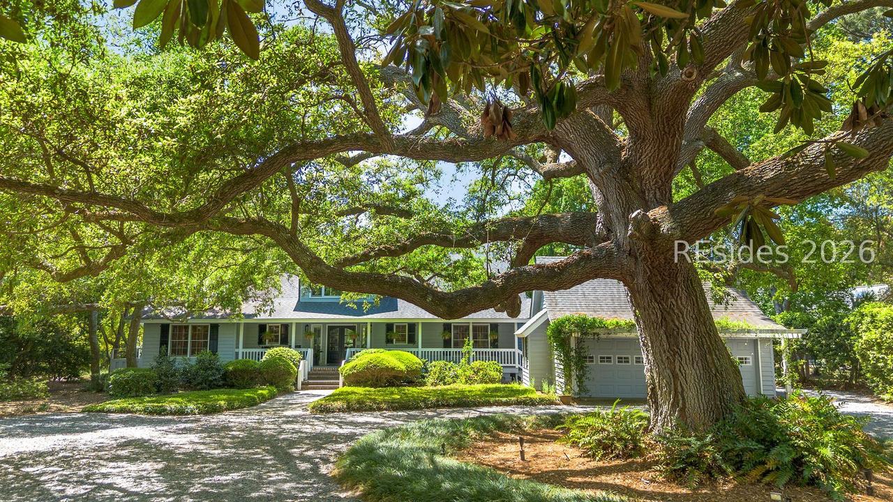 111 Fort Walker Dr., Hilton Head Island, SC 29928