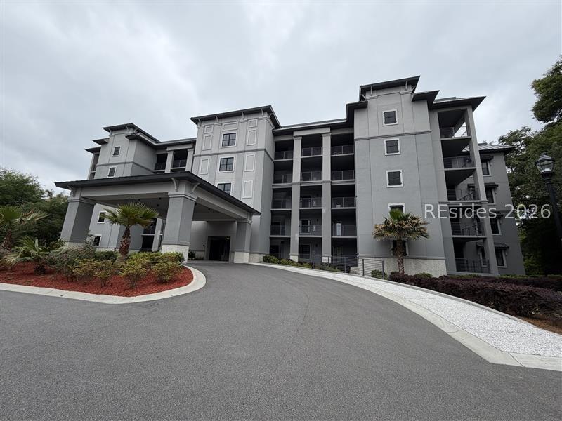 63 Skull Creek Dr. #302, Hilton Head Island, SC 29926