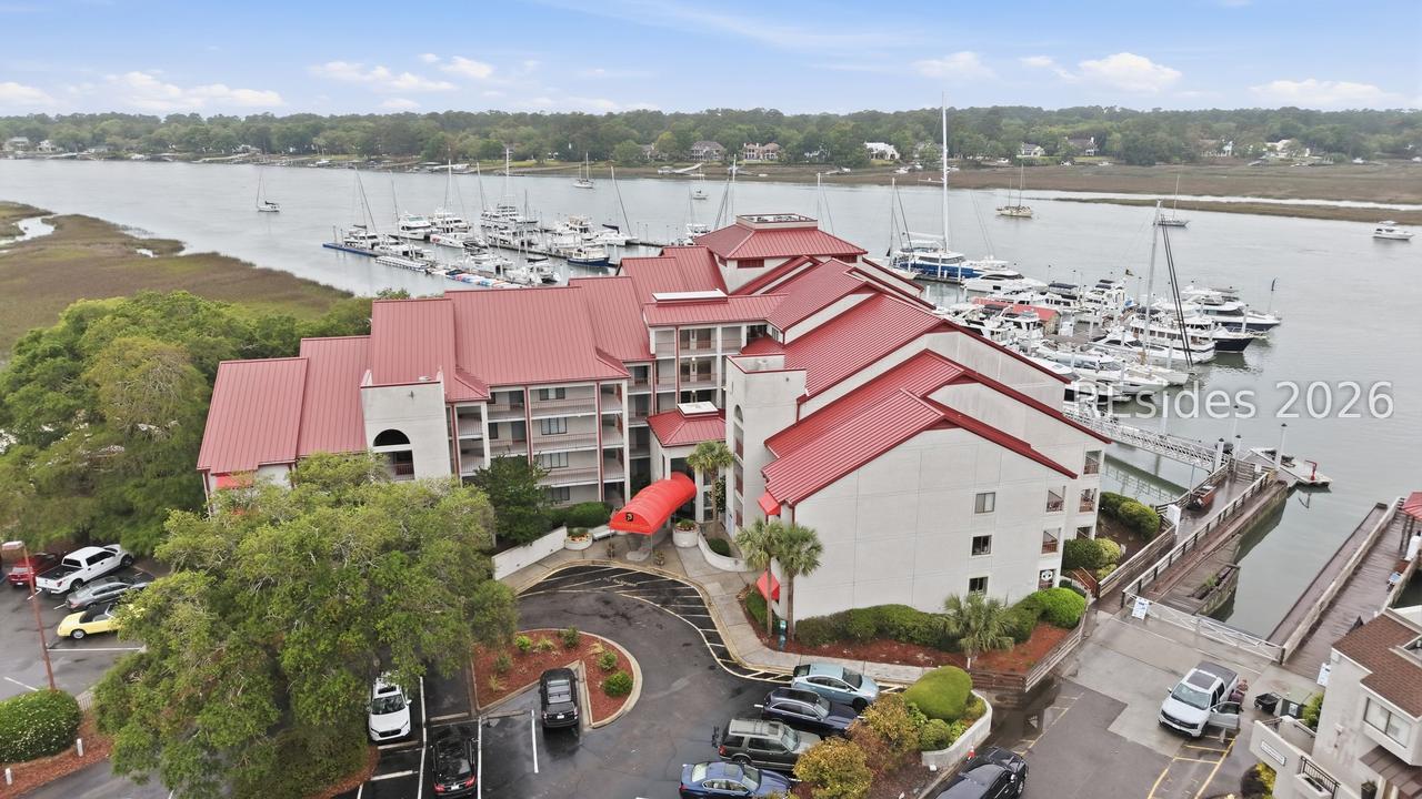 100 Helmsman Way 209 #209, Hilton Head Island, SC 29928