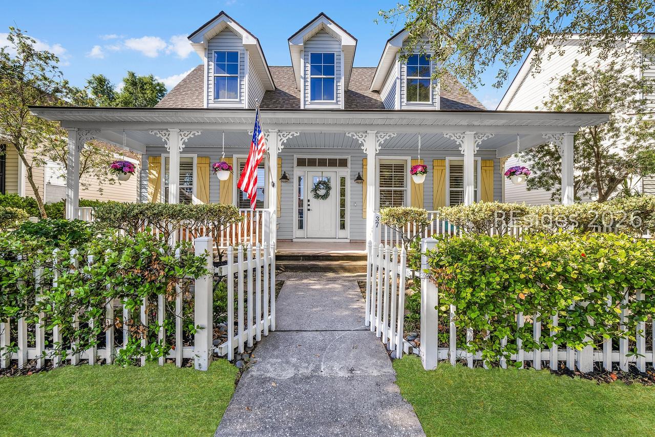 37 5th Ave., Bluffton, SC 29910