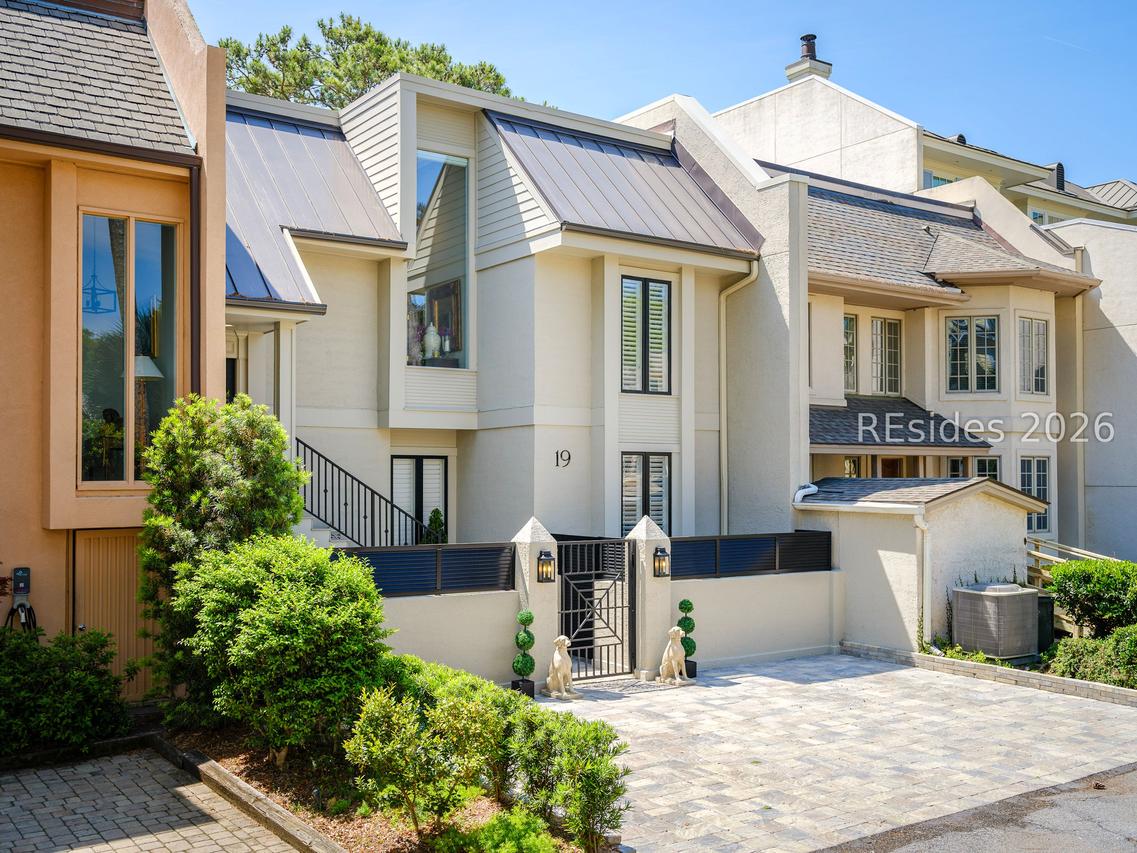 19 Mizzenmast Ct., Hilton Head Island, SC 29928