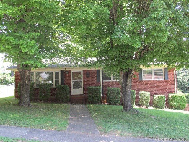 309 Forest Hill St, Morganton, NC 28655