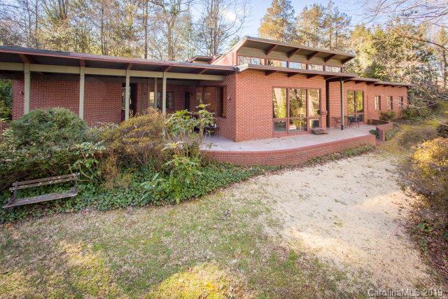 636 Golf Course Rd, Morganton, NC 28655
