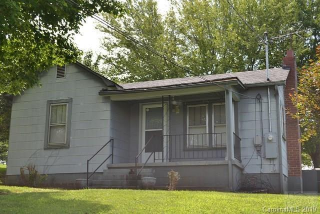 527 Rocky Ford St, Morganton, NC 28655