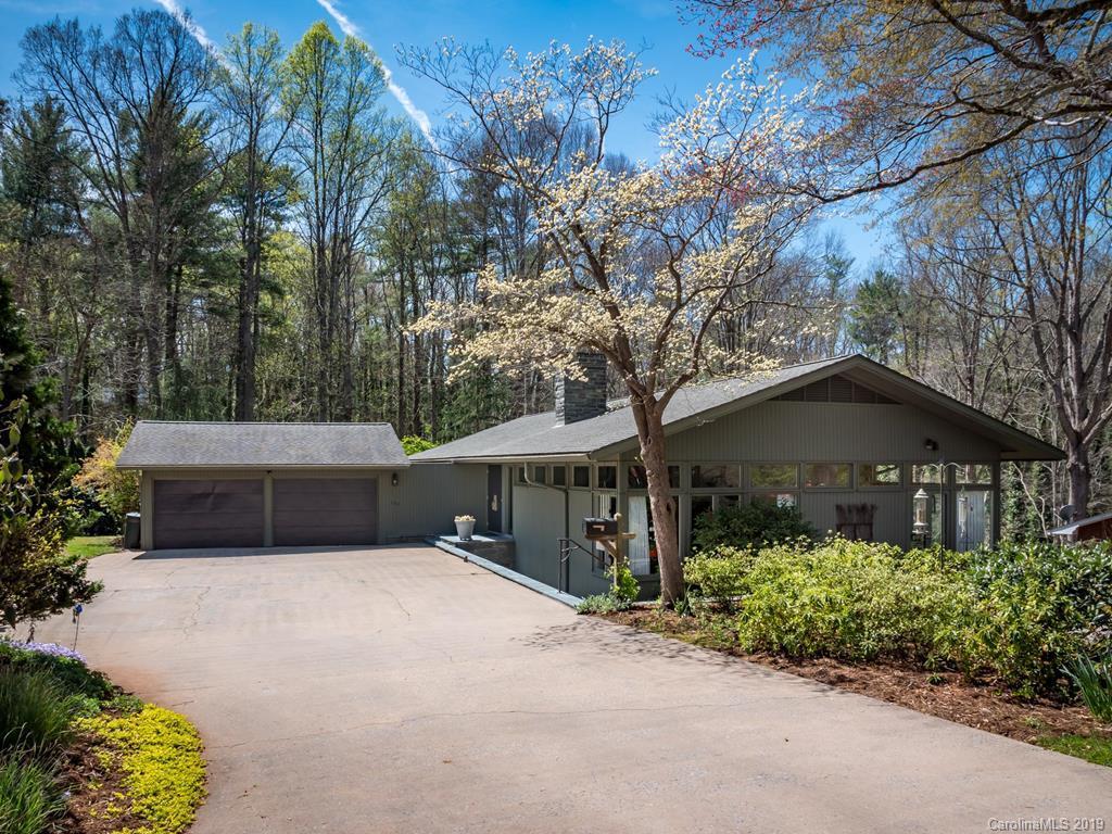 137 Pearson Dr, Morganton, NC 28655