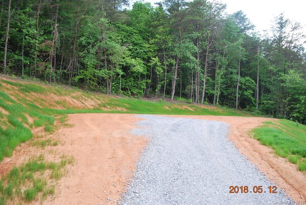 273 Burma Road East, Marion, NC 28752