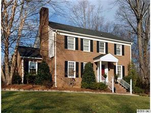 2751 Creekbed Ln., Charlotte, NC 28210