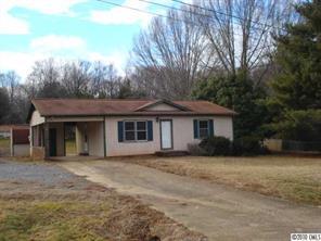 1403 Lancer Dr., Hickory, NC 28602