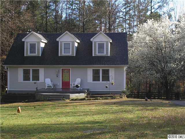 243 Whippoorwill Ln., Mount Holly, NC 28120