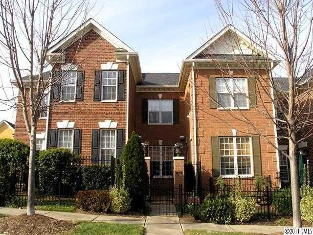 215 Twain Ave., Davidson, NC 28036