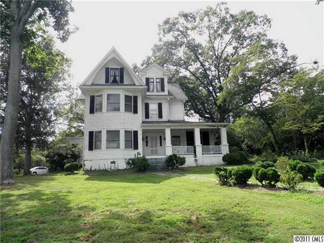 1022 S Aspen St., Lincolnton, NC 28092