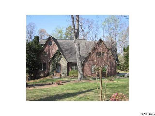 190 Club Dr., Mooresville, NC 28115