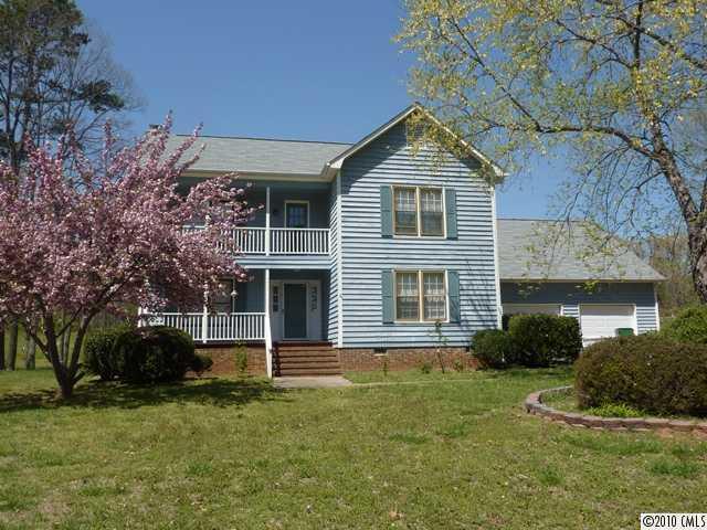 6423 Deep Forest Ln., Charlotte, NC 28214