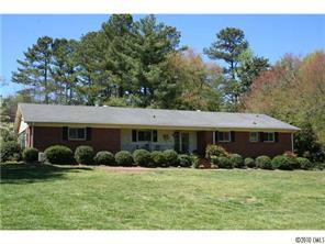 9449 Glen Brook Dr., Charlotte, NC 28215