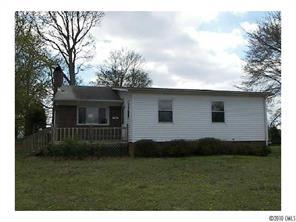 601 Tuckaseege Rd., Mount Holly, NC 28120