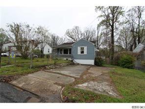 1027 Holland Ave., Gastonia, NC 28052