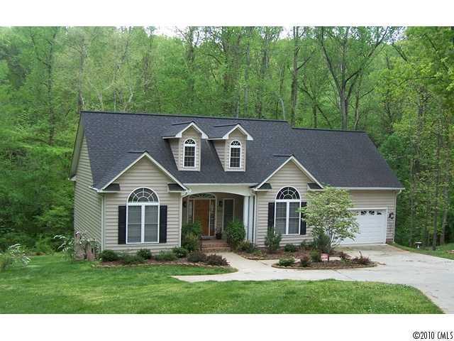 1002 Meadowbrook Ln., Shelby, NC 28150