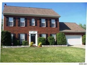 12129 Robins Nest Ln., Charlotte, NC 28269