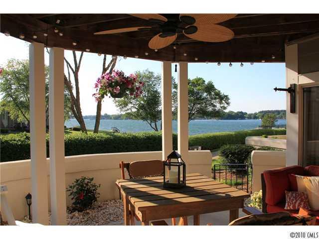 18555 Vineyard Point Ln. #46, Cornelius, NC 28031