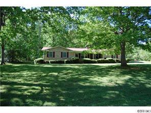 4287 Woodcreek Ln., Lincolnton, NC 28092