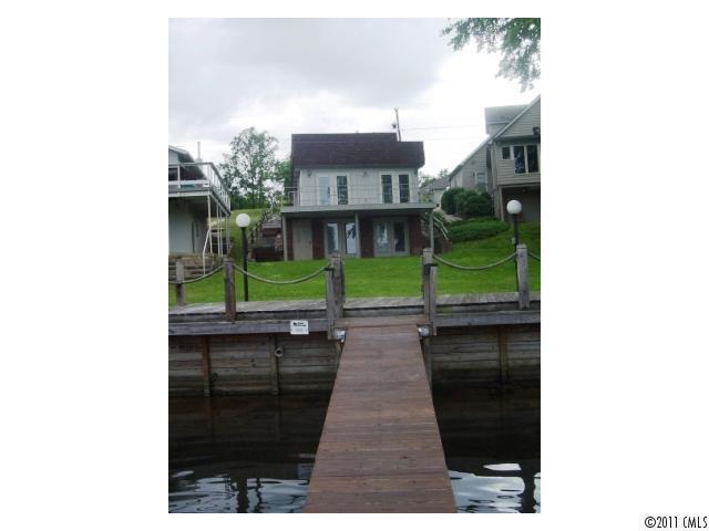 4132 NW 6th St., Hickory, NC 28601