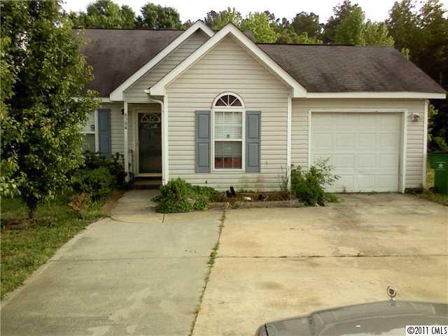 4304 Biesterfield Dr., Charlotte, NC 28216