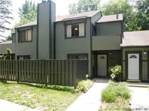 6104 Bent Tree Ct., Charlotte, NC 28212