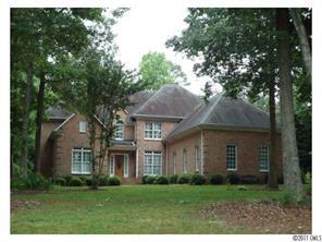 2018 Sandy Pond Ln., Waxhaw, NC 28173