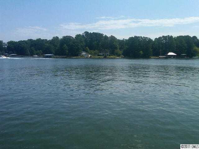 821 Kemp Rd., Mooresville, NC 28117